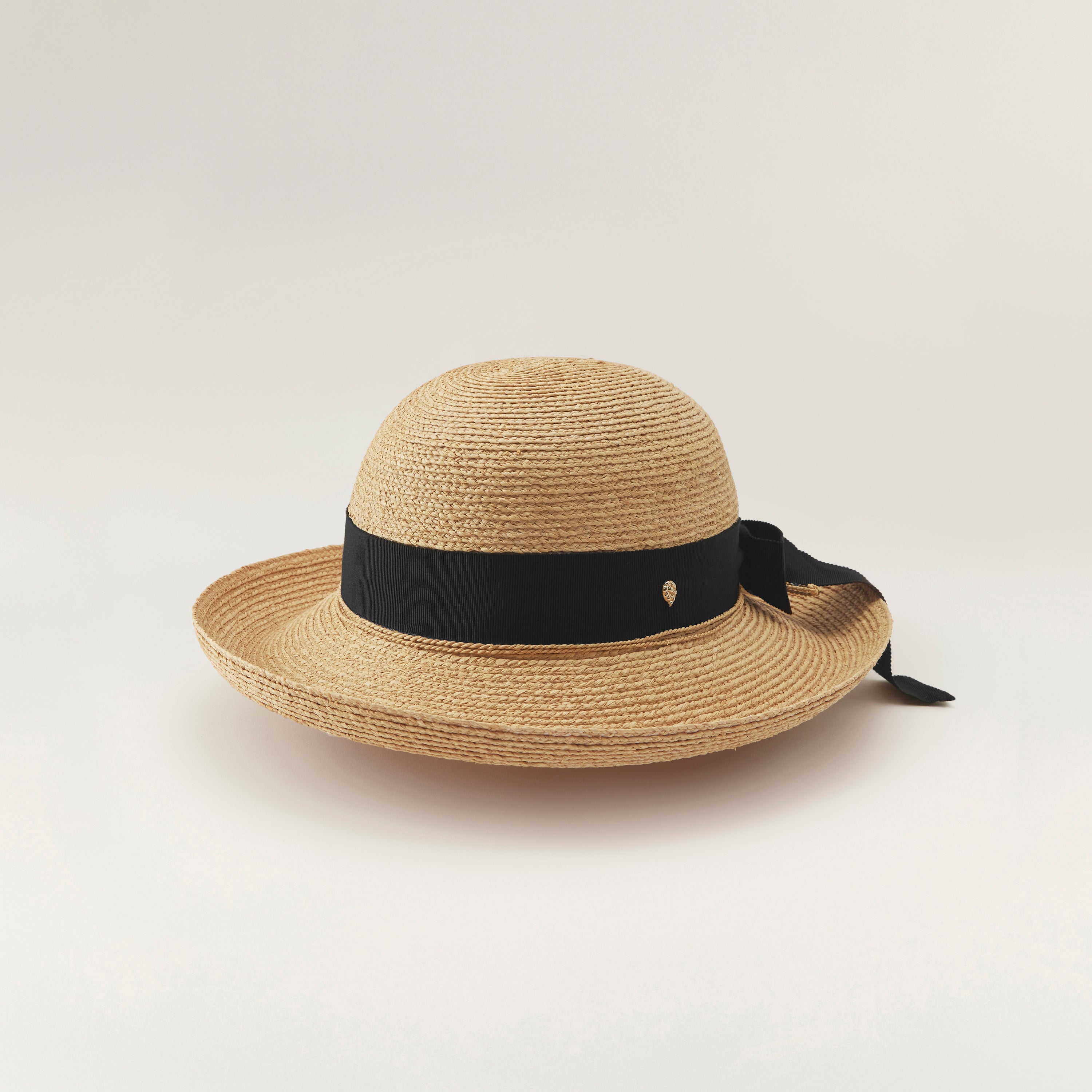 Newport Raffia Braid Hat - Natural/Midnight | Helen Kaminski AU