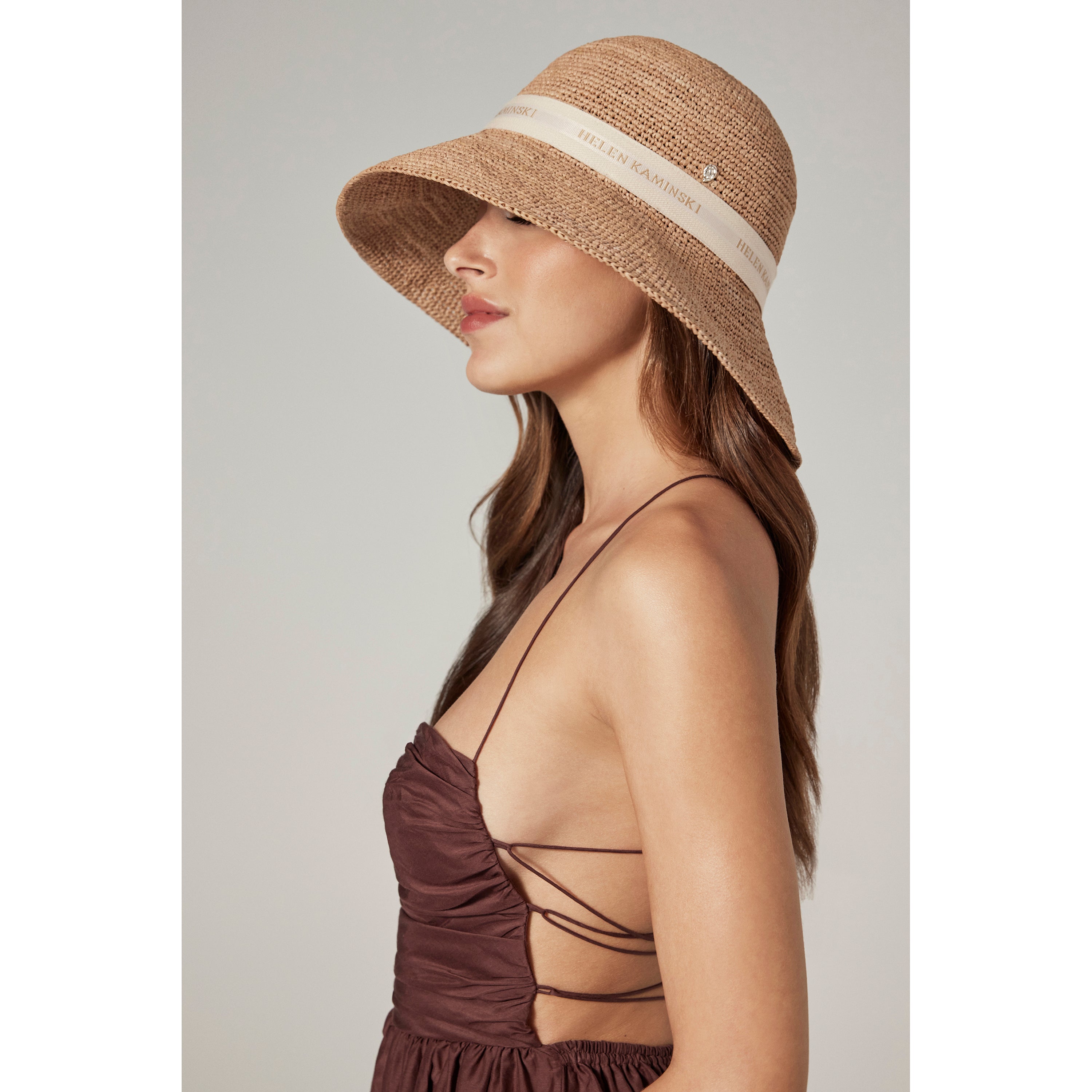 Provence Logo 10 Raffia Hat - Nougat | Helen Kaminski AU