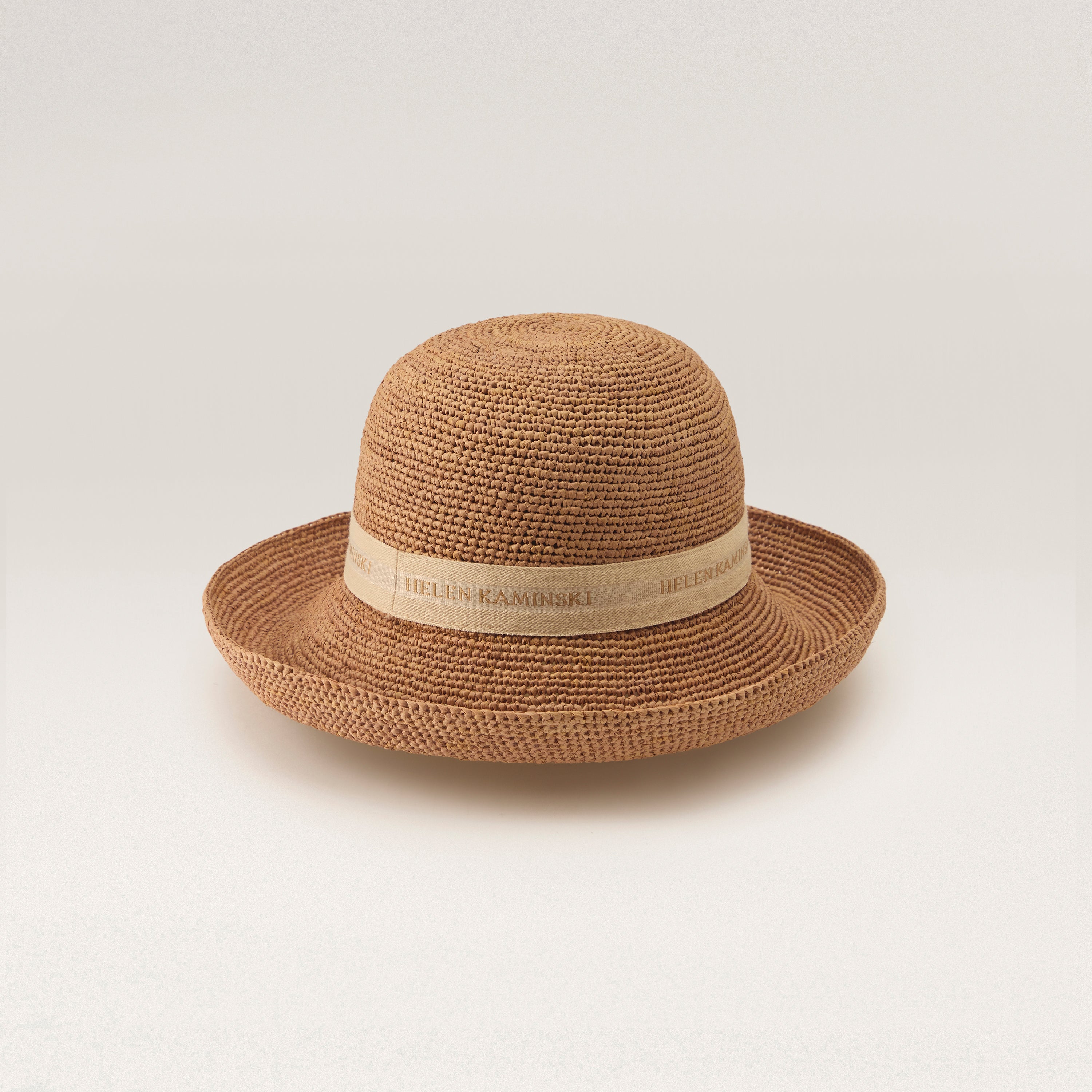 Provence Logo 10 Raffia Hat - Nougat | Helen Kaminski AU