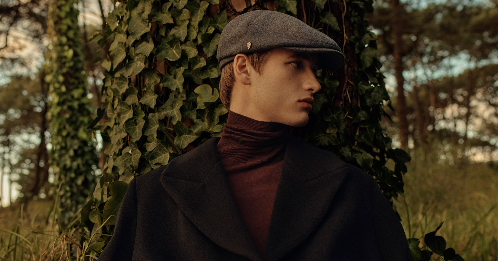 Autumn Winter 22 - Lookbook - Helen Kaminski