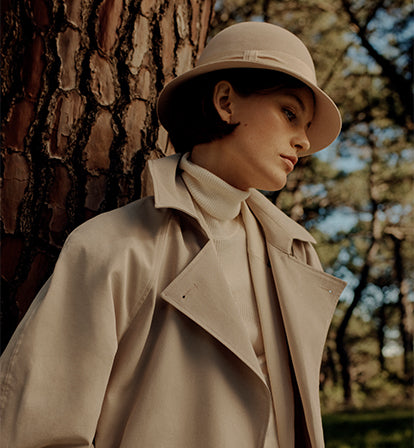Autumn Winter 22 - Lookbook - Helen Kaminski
