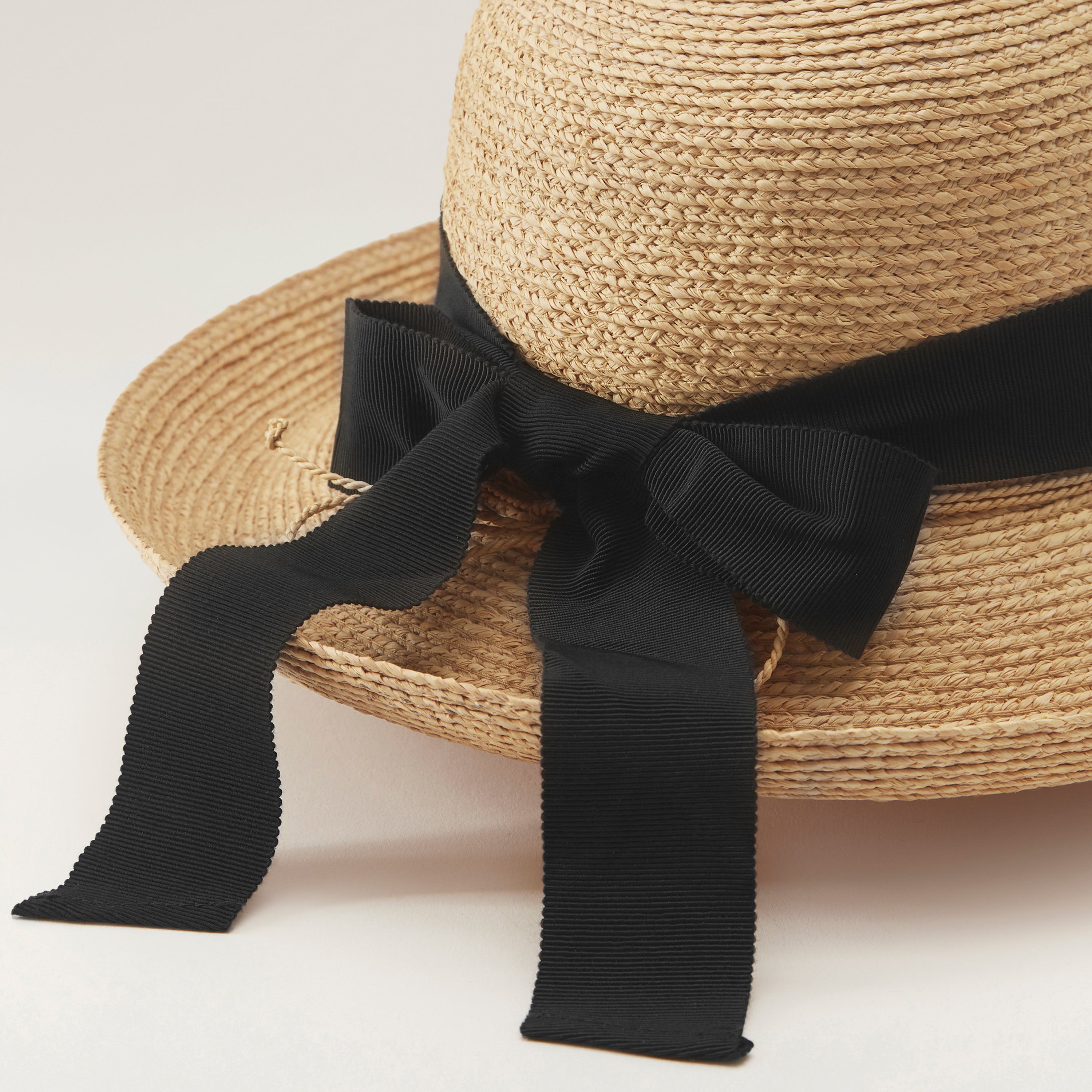 Newport Raffia Braid Hat - Natural/Midnight | Helen Kaminski AU
