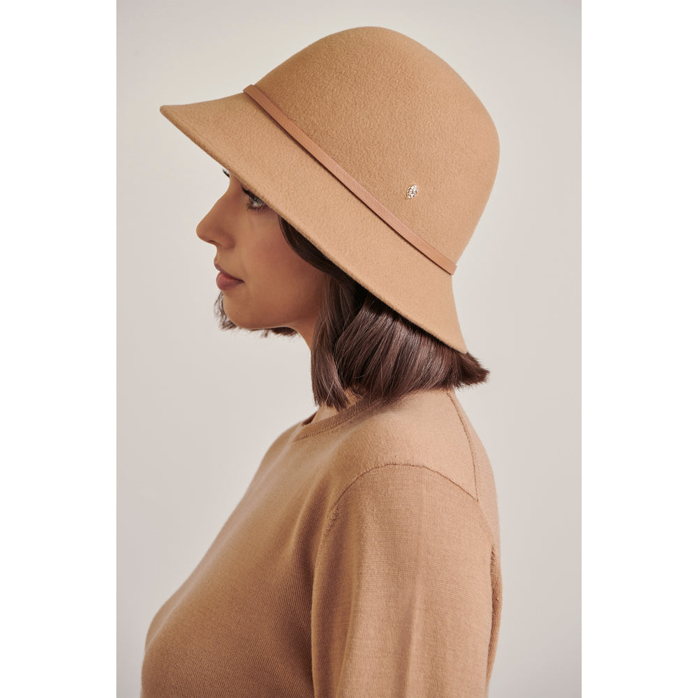 Camel deals cloche hat