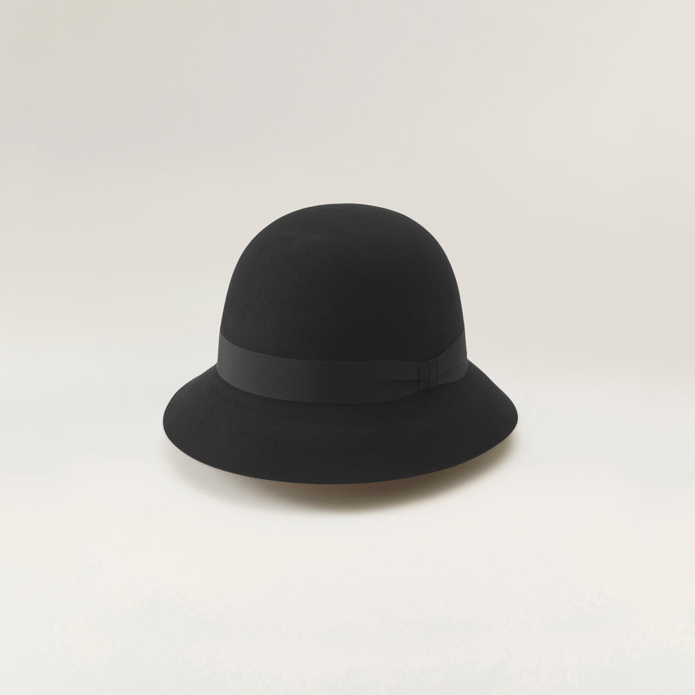 Etta Conscious Wool Cloche Hat Black - Helen Kaminski AU